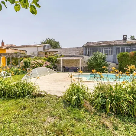 Gorgeous In Saint-jean-dangely Holiday home