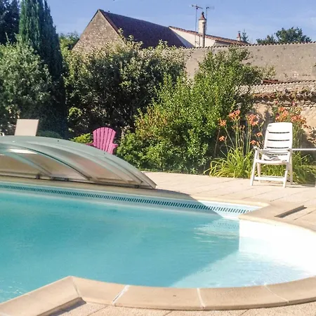 Gorgeous In Saint-jean-dangely Holiday home Saint-Jean-d'Angely